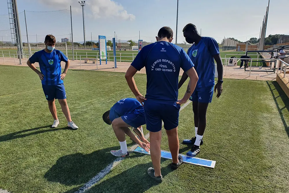 caed-1 / Técnico Deportivo de Fútbol
