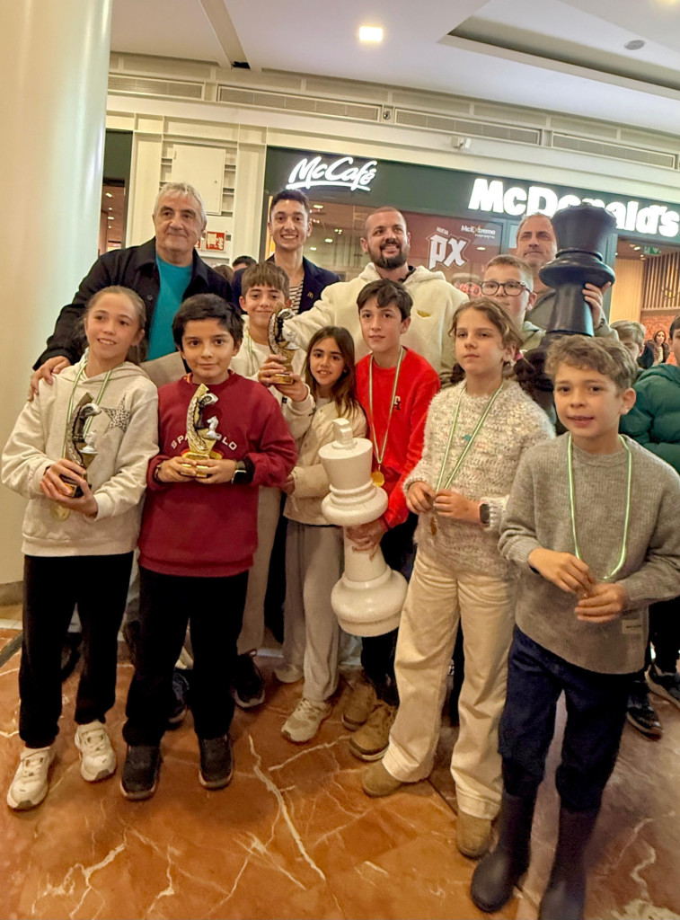 Los Pinos gana el Torneo de Ajedrez Mc Donalds